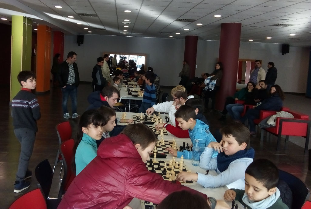exito-de-participantes-no-i-torneo-de-nadal-de-xadrez